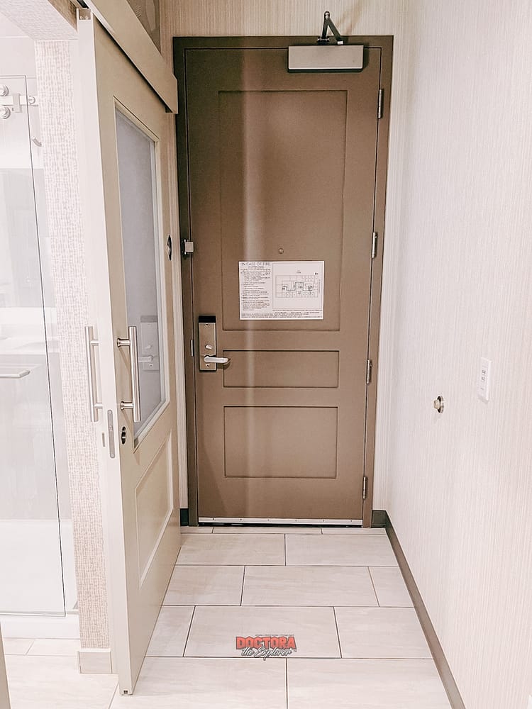 Hilton H Hotel LAX - Room Door Inside